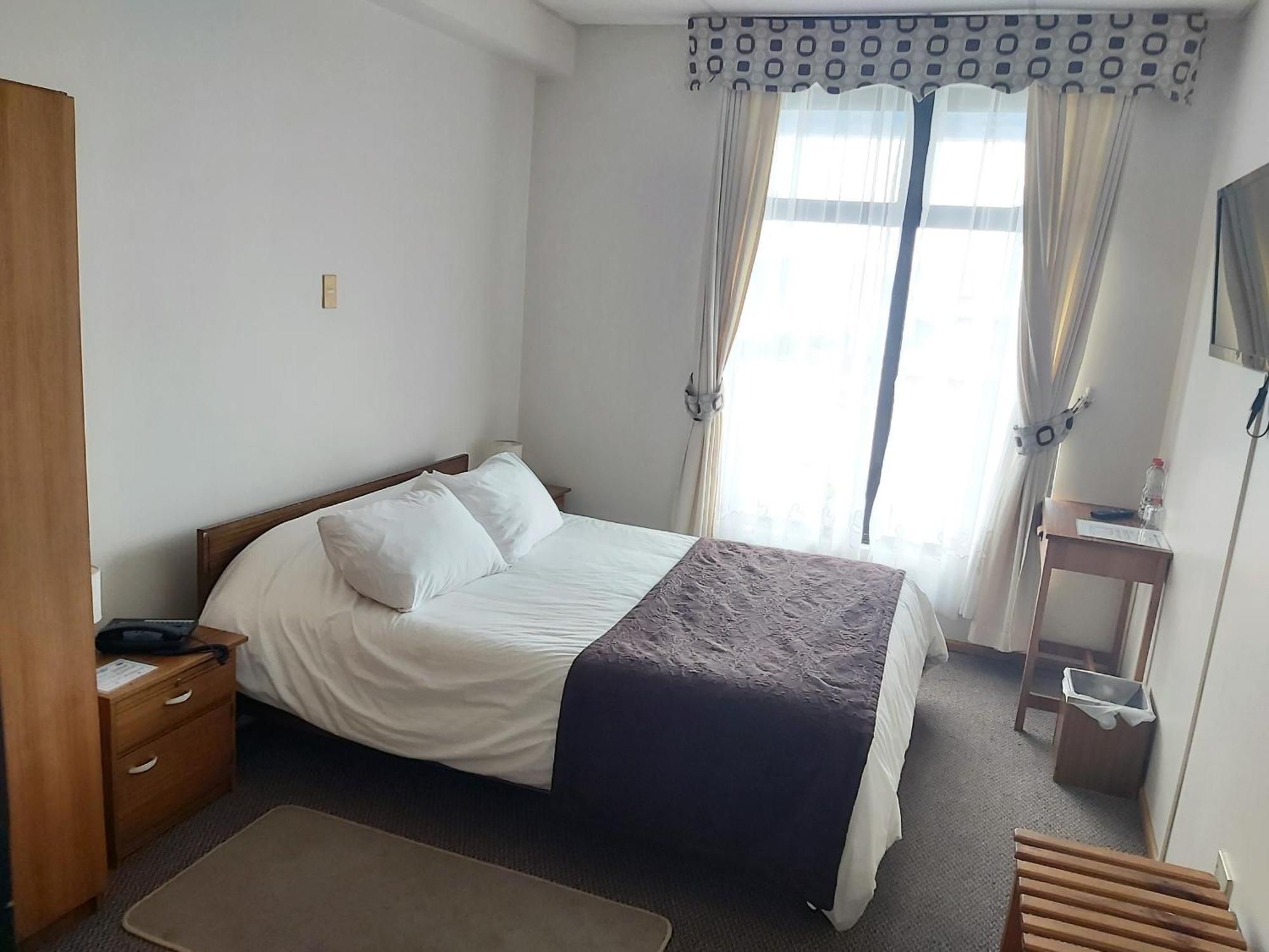 Hotel Esmeralda Castro Bilik gambar